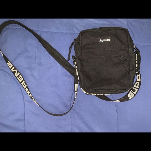 Supreme shoulder bag